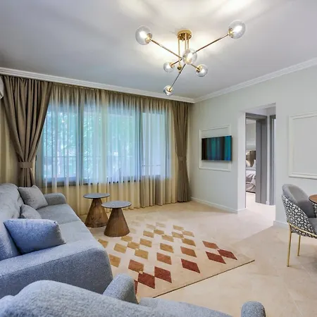 6 Neptun Πανσιόν Olimp