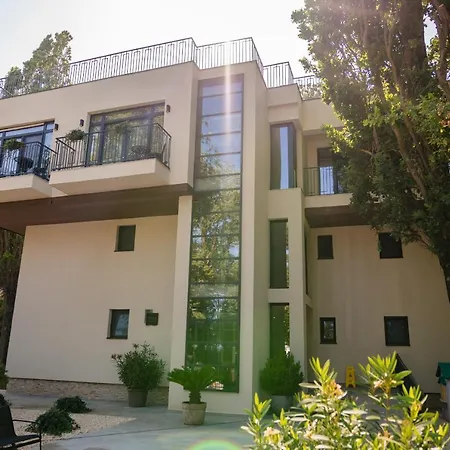 6 Neptun Гостевой дом